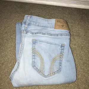 HOLLISTER light wash jeans